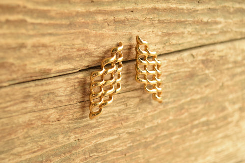 Golden Wavy Earrings